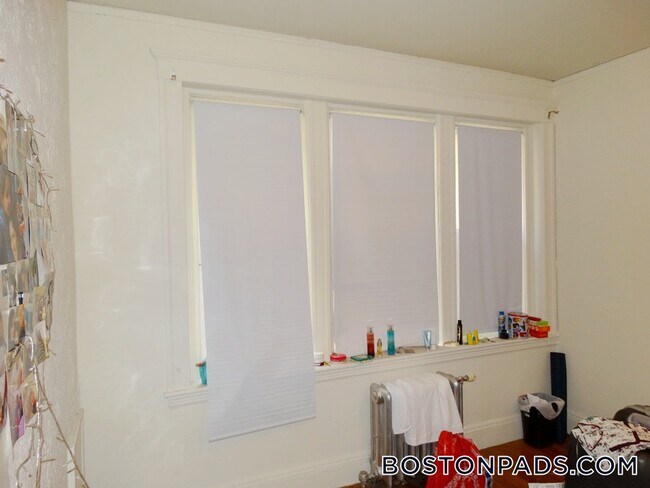 property at 1167 Boylston St