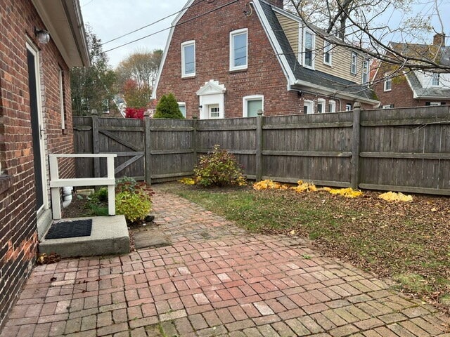 40 Saratoga Way in Portsmouth, NH - Building Photo - Building Photo