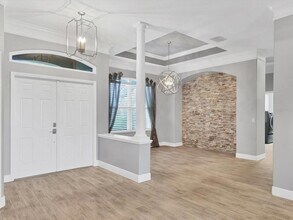 16806 5th Terrace NE, Unit 213 in Bradenton, FL - Foto de edificio - Building Photo