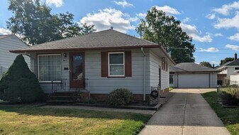 9419 Behrwald Ave in Brooklyn, OH - Building Photo