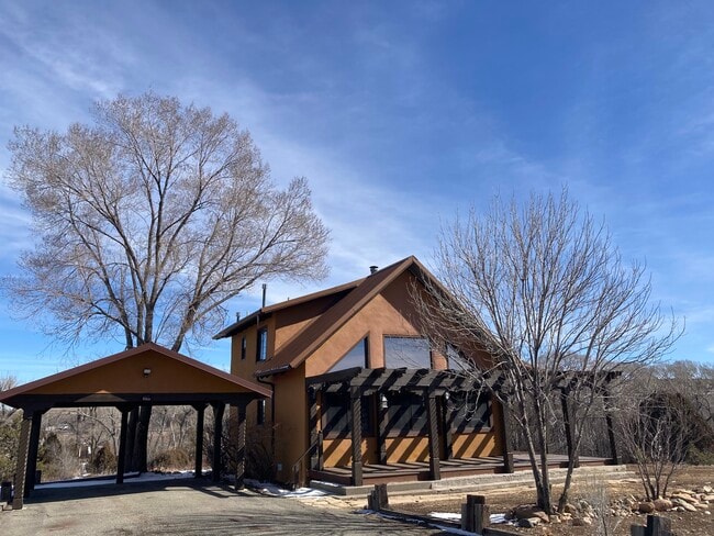 72 El Llano Rd in Las Vegas, NM - Building Photo - Building Photo