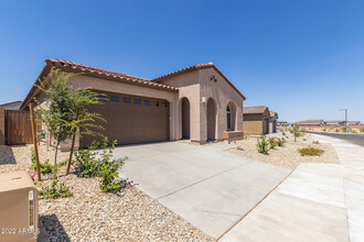 19340 W Elm St in Litchfield Park, AZ - Building Photo - Building Photo