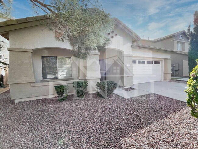8355 W Mary Ann Dr in Peoria, AZ - Building Photo - Building Photo