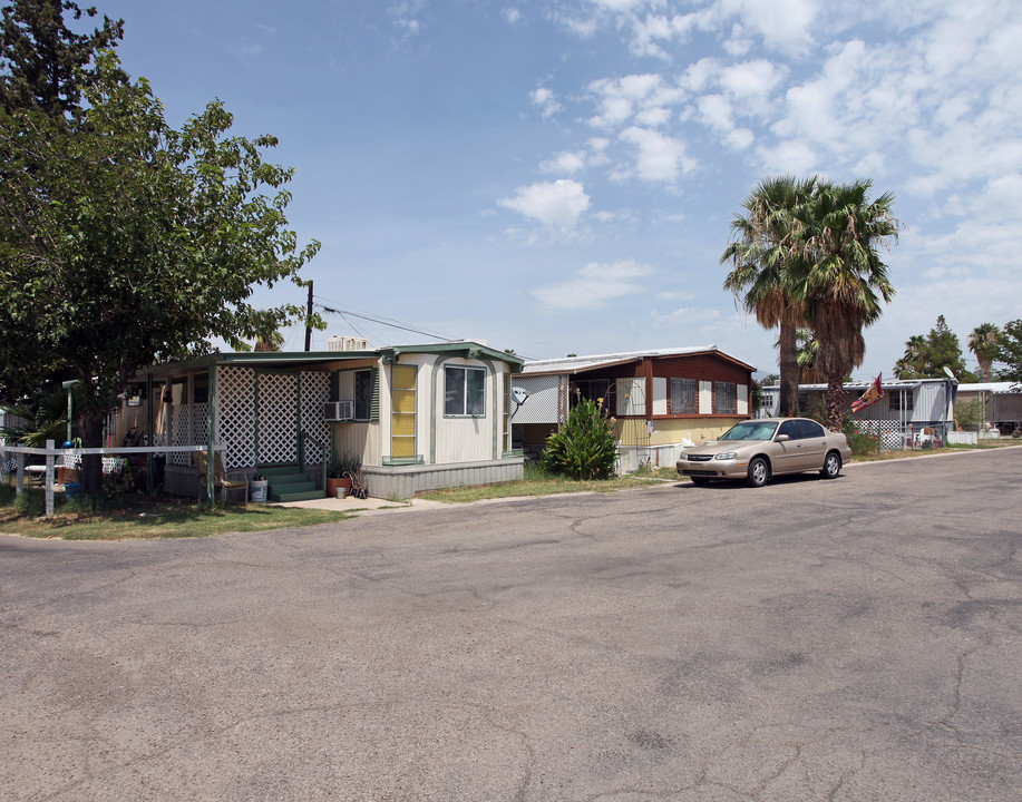 Vista Del Rey Mobile Home Park in Tucson, AZ - Foto de edificio