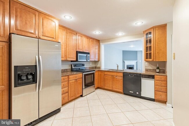 property at 1773 S Hayes St