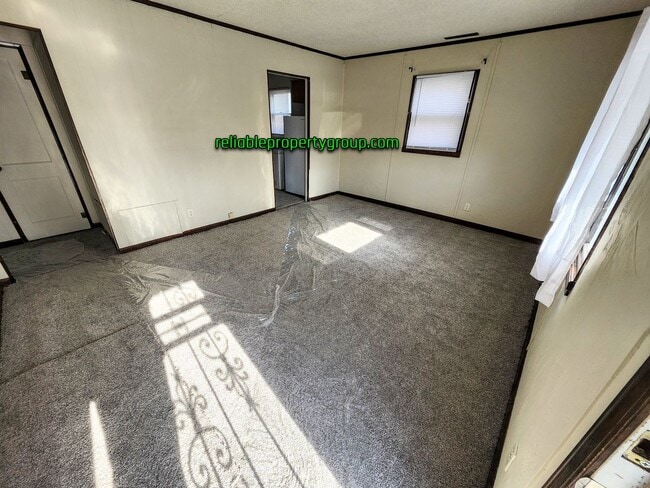 2423 Charlotte Ave in Fort Wayne, IN - Building Photo - Building Photo