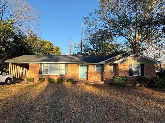 property at 119 Woodside Rd