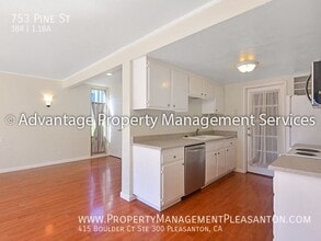 753 Pine St in Livermore, CA - Building Photo - Building Photo