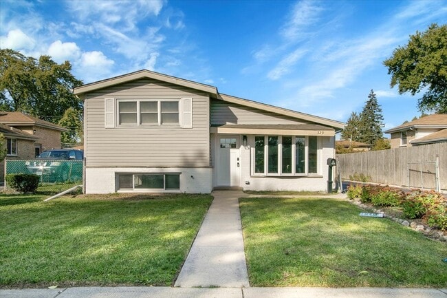 329 E Jefferson St in Bensenville, IL - Building Photo - Building Photo