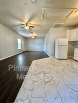 504 E 17th St in San Angelo, TX - Building Photo