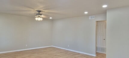 3533 Adenmor Ct in Clovis, NM - Building Photo - Building Photo