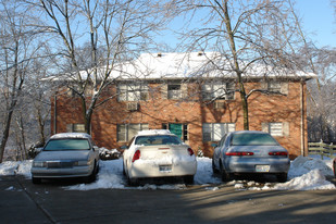 403 Linday Ct Apartments