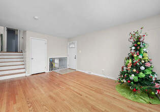 626 E 156th Pl in South Holland, IL - Building Photo - Building Photo