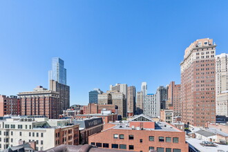 214 S 12th St in Philadelphia, PA - Foto de edificio - Building Photo