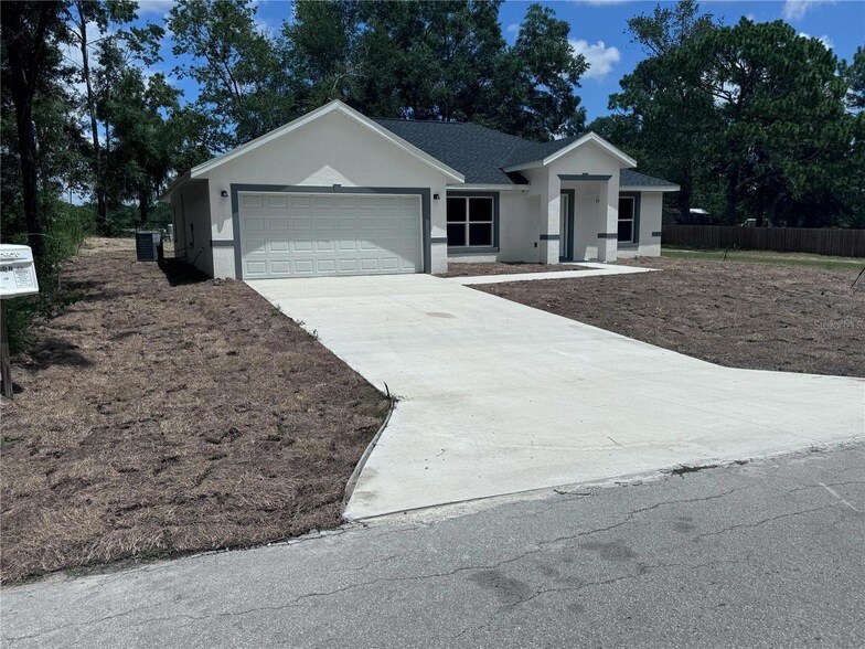 14981 SW 20th Pl in Ocala, FL - Building Photo