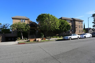 Orange Grove Apartments in Glendale, CA - Building Photo - Building Photo