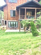 6 Lookout Rd, Unit Lookout Apartment in Asheville, NC - Building Photo - Building Photo