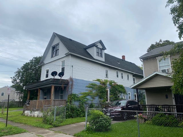 11 Maria St in Rochester, NY - Building Photo