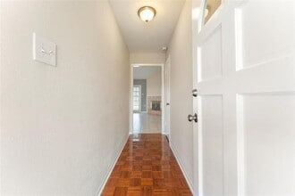 1322 Dorsetshire Dr in Pasadena, TX - Building Photo - Building Photo
