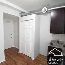 7606 N Paulina St in Chicago, IL - Foto de edificio - Building Photo