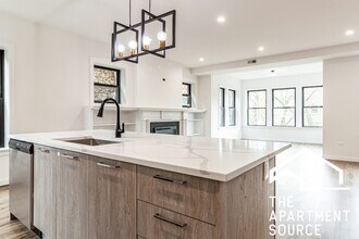 1428 W Jonquil Terrace in Chicago, IL - Building Photo - Building Photo