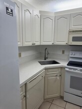 717 Sunny Pine Way in Greenacres, FL - Building Photo - Building Photo