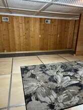 102 E Erie St in Albion, MI - Building Photo - Building Photo