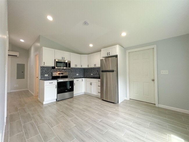property at 13 Linda Pl