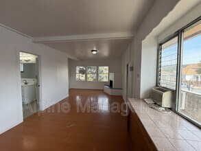 806 52nd Ave in Oakland, CA - Building Photo - Building Photo