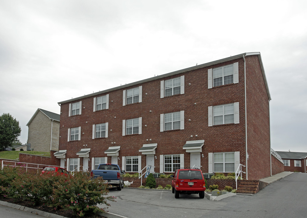 Glen Meadows Apartments in Sevierville, TN - Foto de edificio