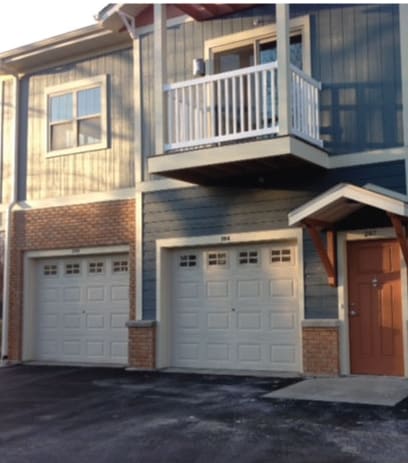 92nd Street Commons in West Allis, WI - Foto de edificio