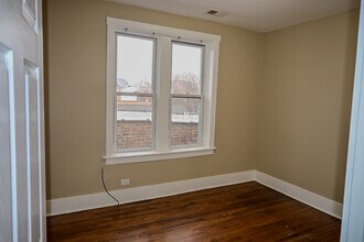 1431 S Tripp Ave in Chicago, IL - Building Photo - Building Photo