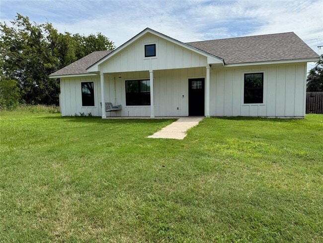 property at 121 High St