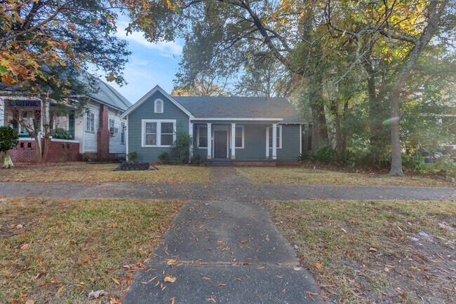 458 Burton Ave in Montgomery, AL - Foto de edificio - Building Photo