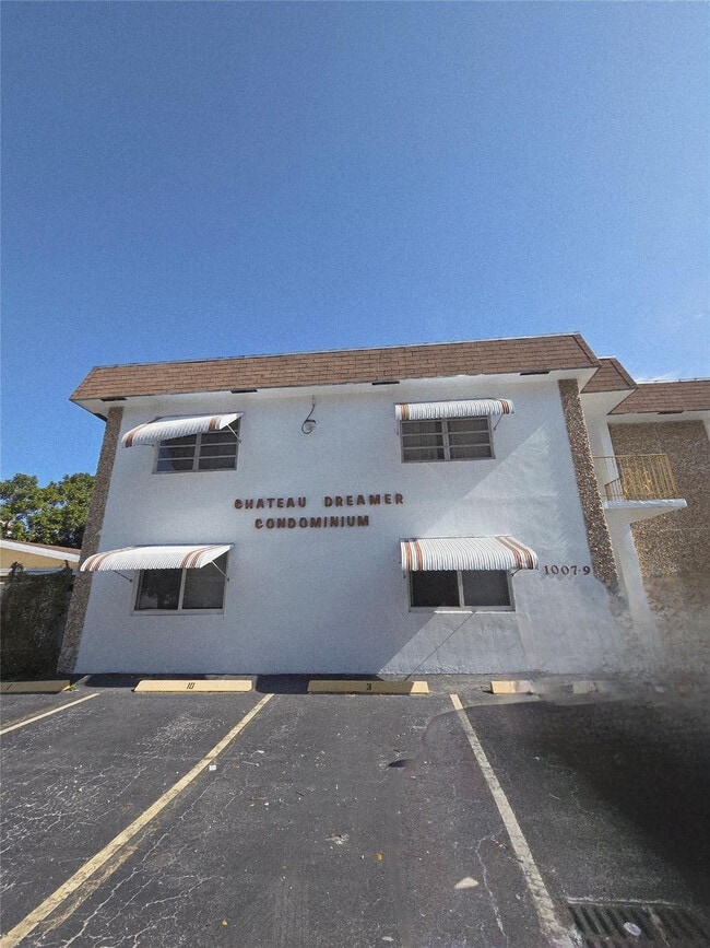 property at 1007 N 19th Ave