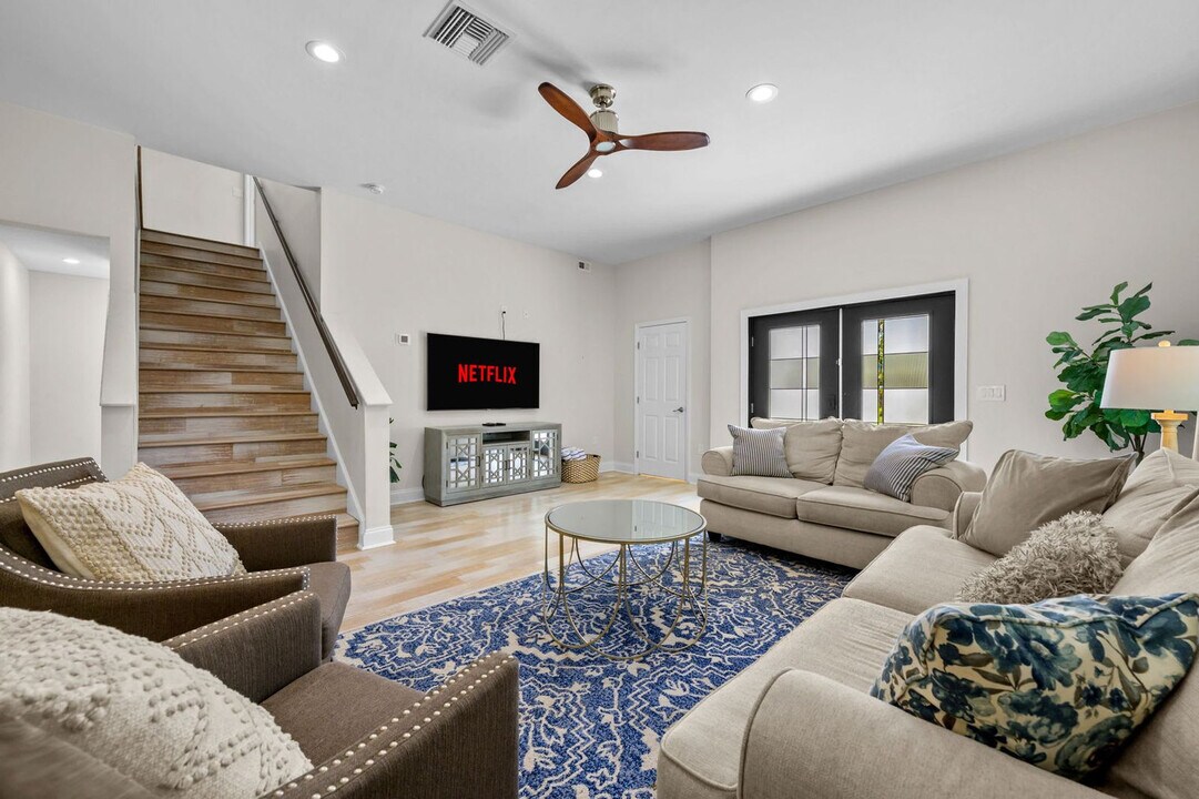 4917 Remington Dr in Sarasota, FL - Building Photo