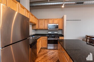 500 S Clinton St, Unit 510 in Chicago, IL - Building Photo - Building Photo