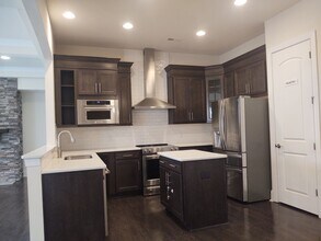 10707 Campbell Commons Way in Charlotte, NC - Building Photo - Building Photo