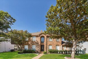 7113 Amethyst Ln in Plano, TX - Building Photo