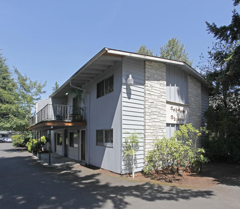 Peyton Plaza in Portland, OR - Building Photo