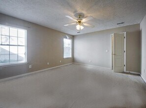 1452 Middleborough Ct in Murfreesboro, TN - Building Photo - Building Photo