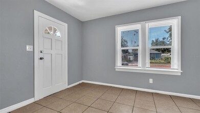 3060 21st Ave S in St. Petersburg, FL - Building Photo - Building Photo