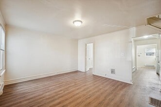 1112 Johnson St in Chester, PA - Building Photo - Building Photo