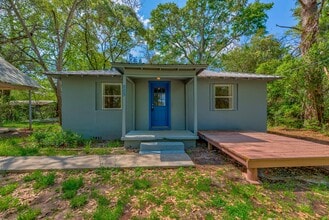 885 Caldwell St in Jasper, TX - Building Photo - Building Photo