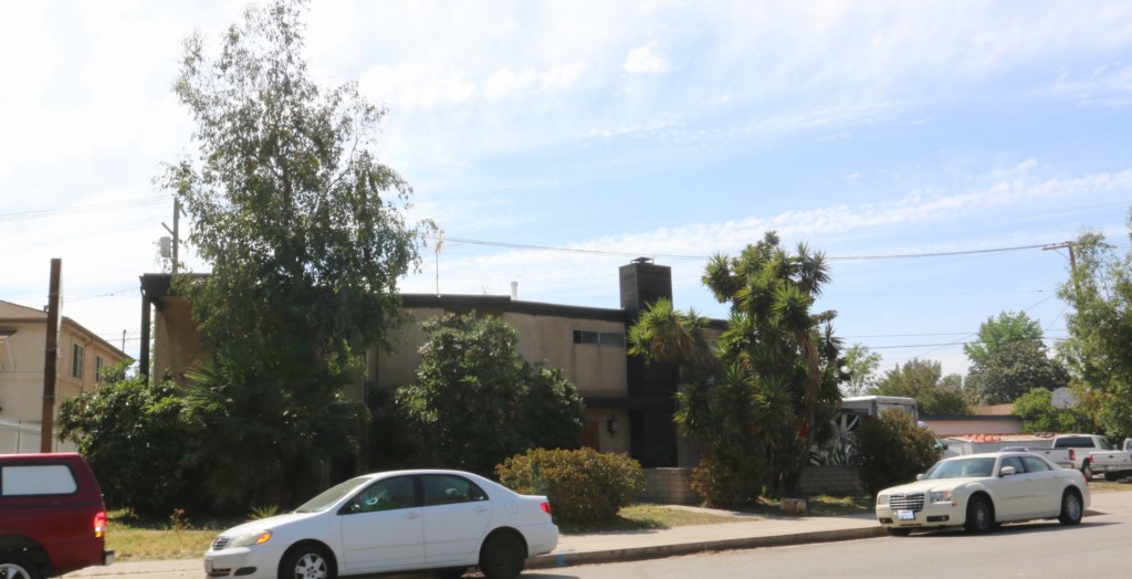 4657 Tujunga Ave in North Hollywood, CA - Foto de edificio