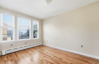 59 Ocean Ave, Unit 2 in Jersey City, NJ - Building Photo - Building Photo