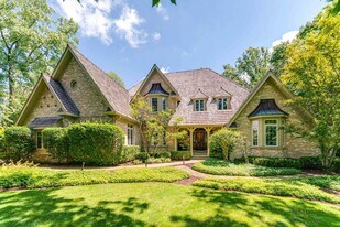14 Briarwood Ln in Lincolnshire, IL - Building Photo