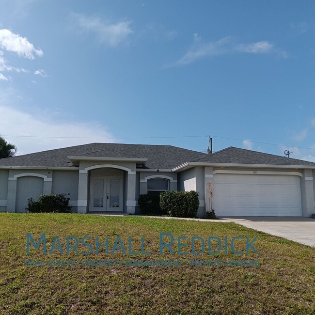 property at 1902 SW 30th St
