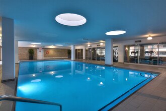 3450 B Rue Drummond, Unit 809 in Montréal, QC - Building Photo - Building Photo