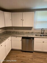 856 S 24th St in Louisville, KY - Building Photo - Building Photo